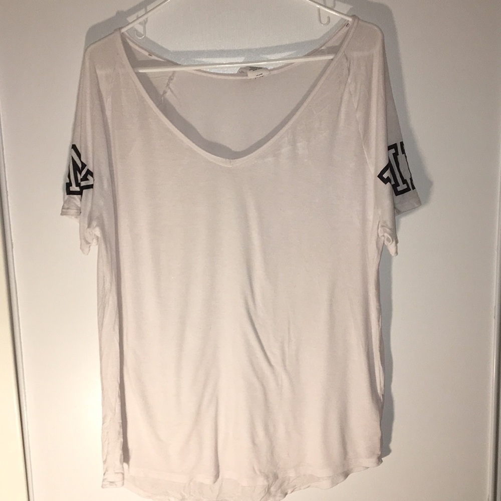 Loose fitting pink shirt